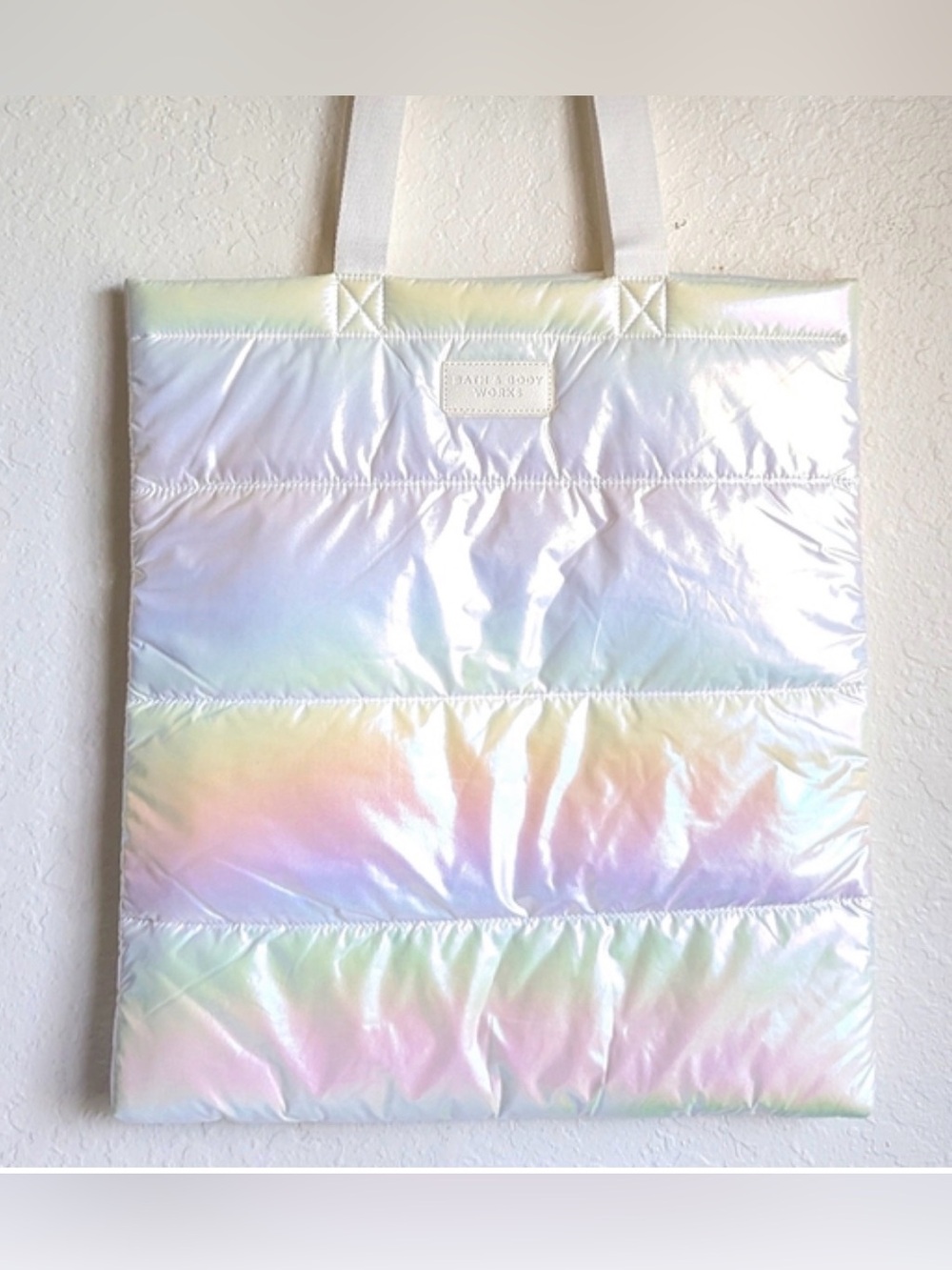 Bath & Body Works limited edition 2023 Iridescent White Puffer Tote bag